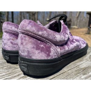 Purple Velvet Low Vans Size M 9.5 / W 11 Rare Great Condition